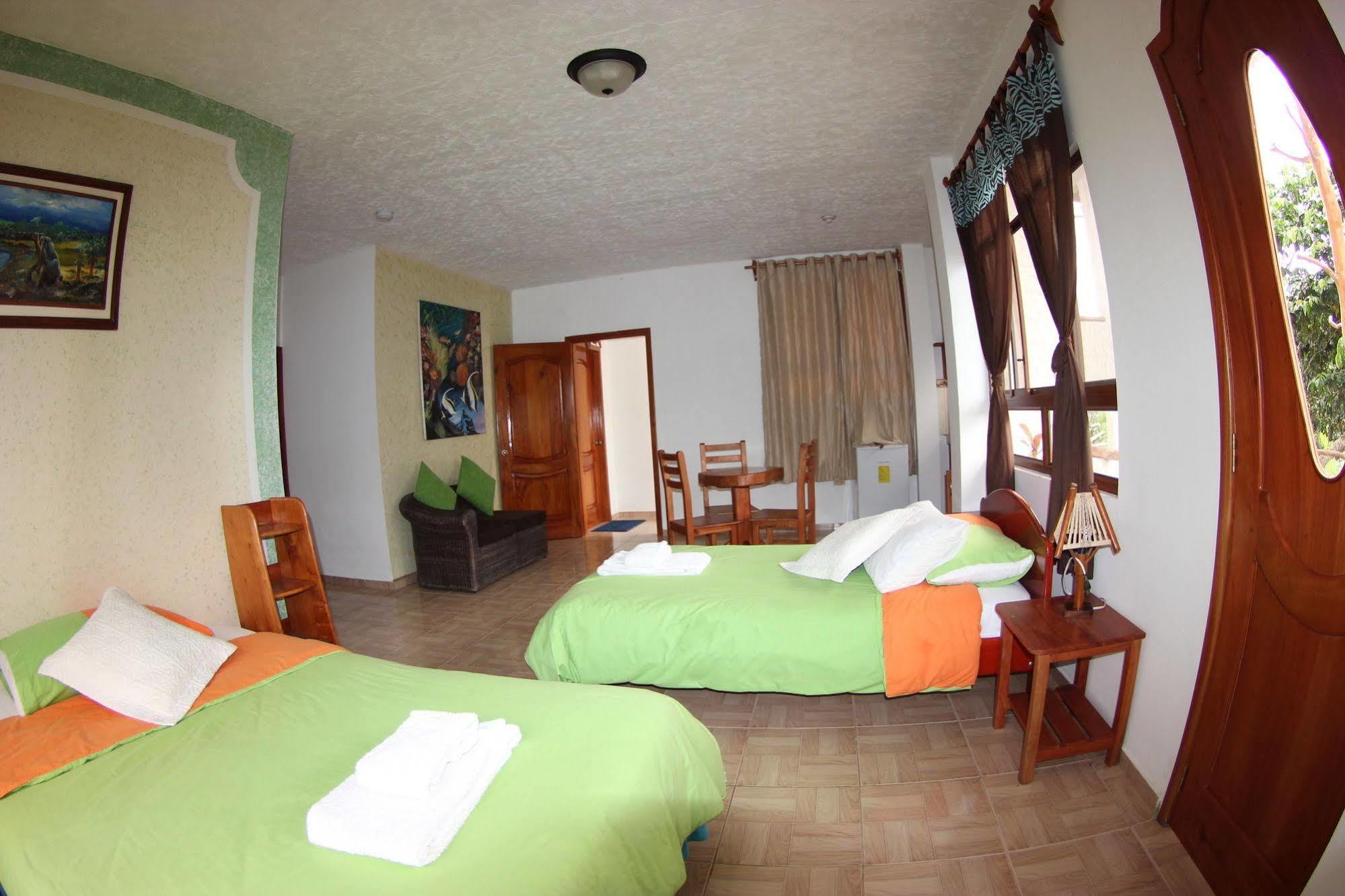 Hotel Twin Galapagos Puerto Ayora  Exteriér fotografie